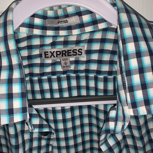 Button Up - Picture 3 of 5